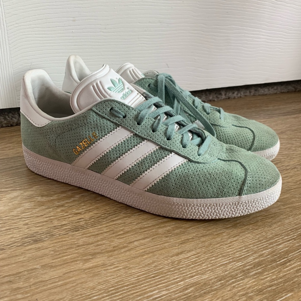 Adidas Gazelle shoes 8.5